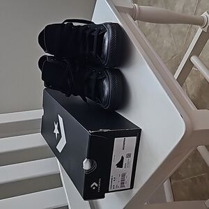 ALL BLACK HIGH TOP CONVERSE Men's 4.5 Women's 6.5
